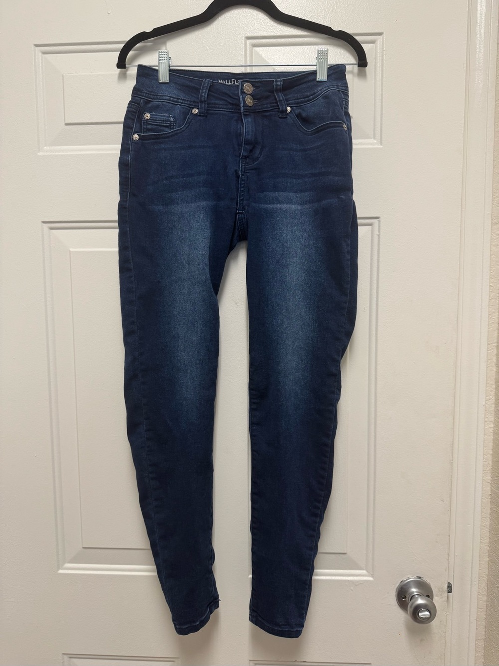 Wallflower Women's Indigo Skinny Jeans